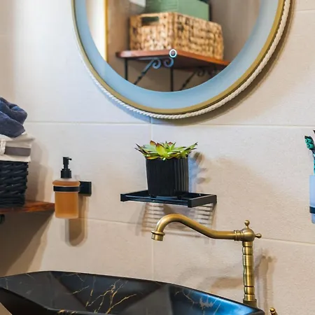 Casa vacanze Rider - Two Bedroom With Outdoor Pool